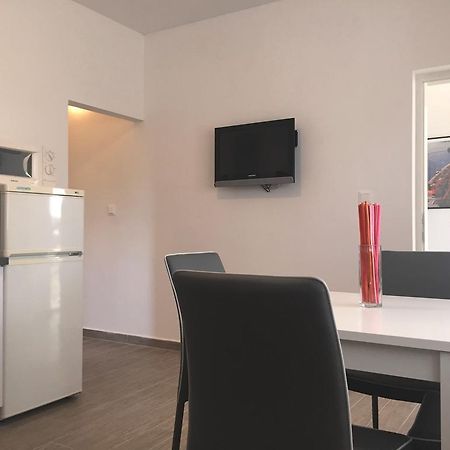 Apartments Valentino Supetarska Draga Exterior photo